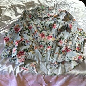 Chicos Size 2 Button Down Shirt